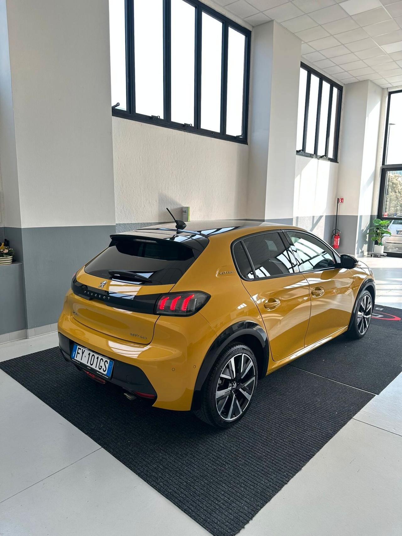 Peugeot 208 PureTech 100 Stop&Start 5 porte GT Line