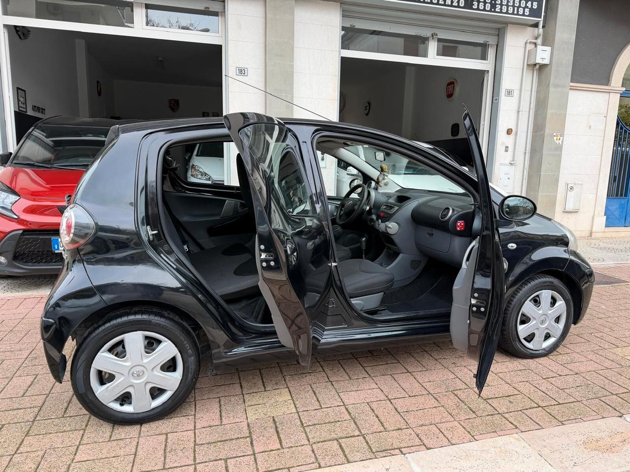 Toyota Aygo 1.0 12V VVT-i 5 porte Now