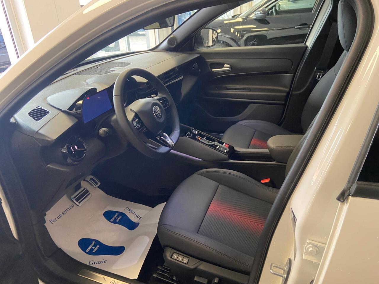 Alfa Romeo Junior 1.2 145 CV Hybrid eDCT6 Speciale