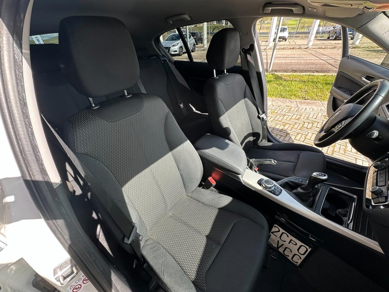 Bmw 116 116d 5p. Business