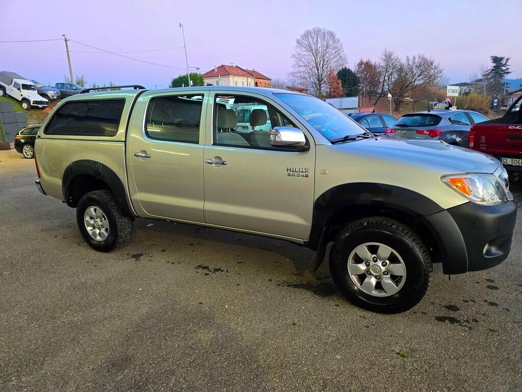Toyota Hilux 3.0 D-4D 171CV IN PERFEZIONE TOTALE!