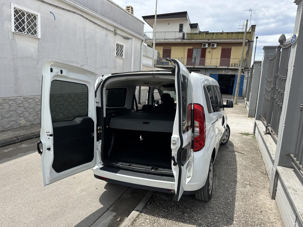 Fiat Doblo 1.6 MJT 120CV Maxi 2019 N1 5 Posti