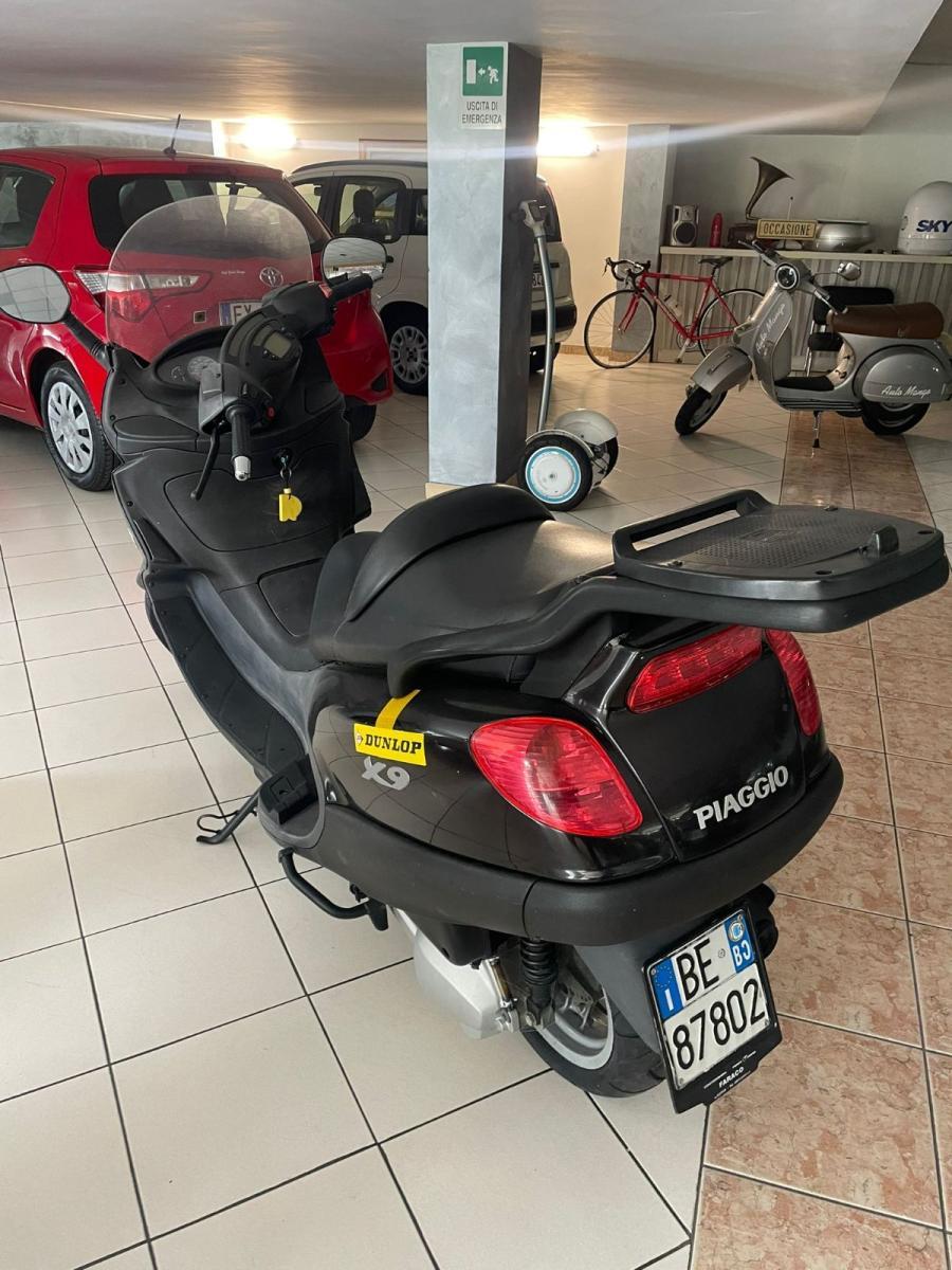 Piaggio - X9 250 -
