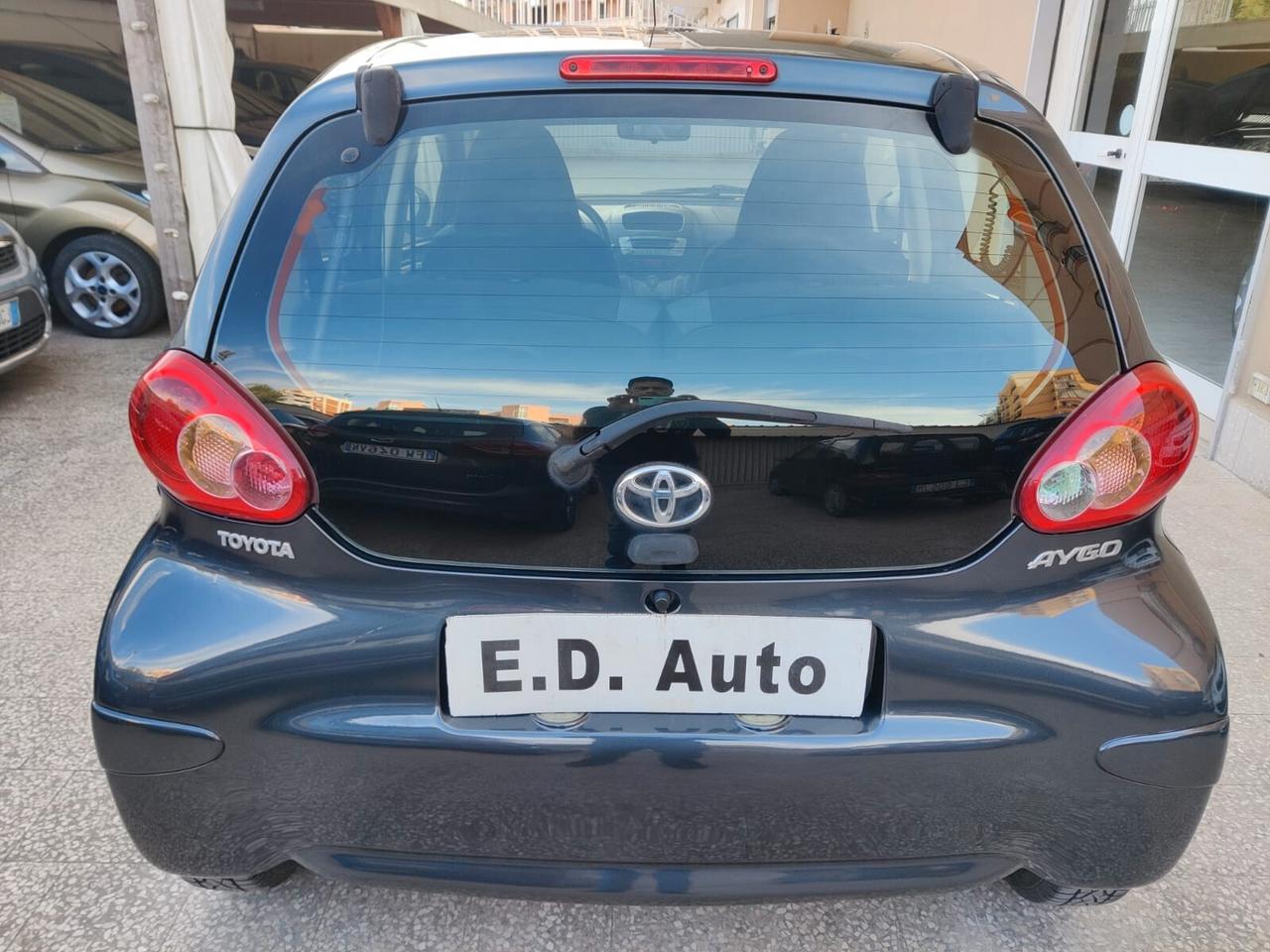 Toyota Aygo 1.0 Benzina 5 porte AUTOMATICA