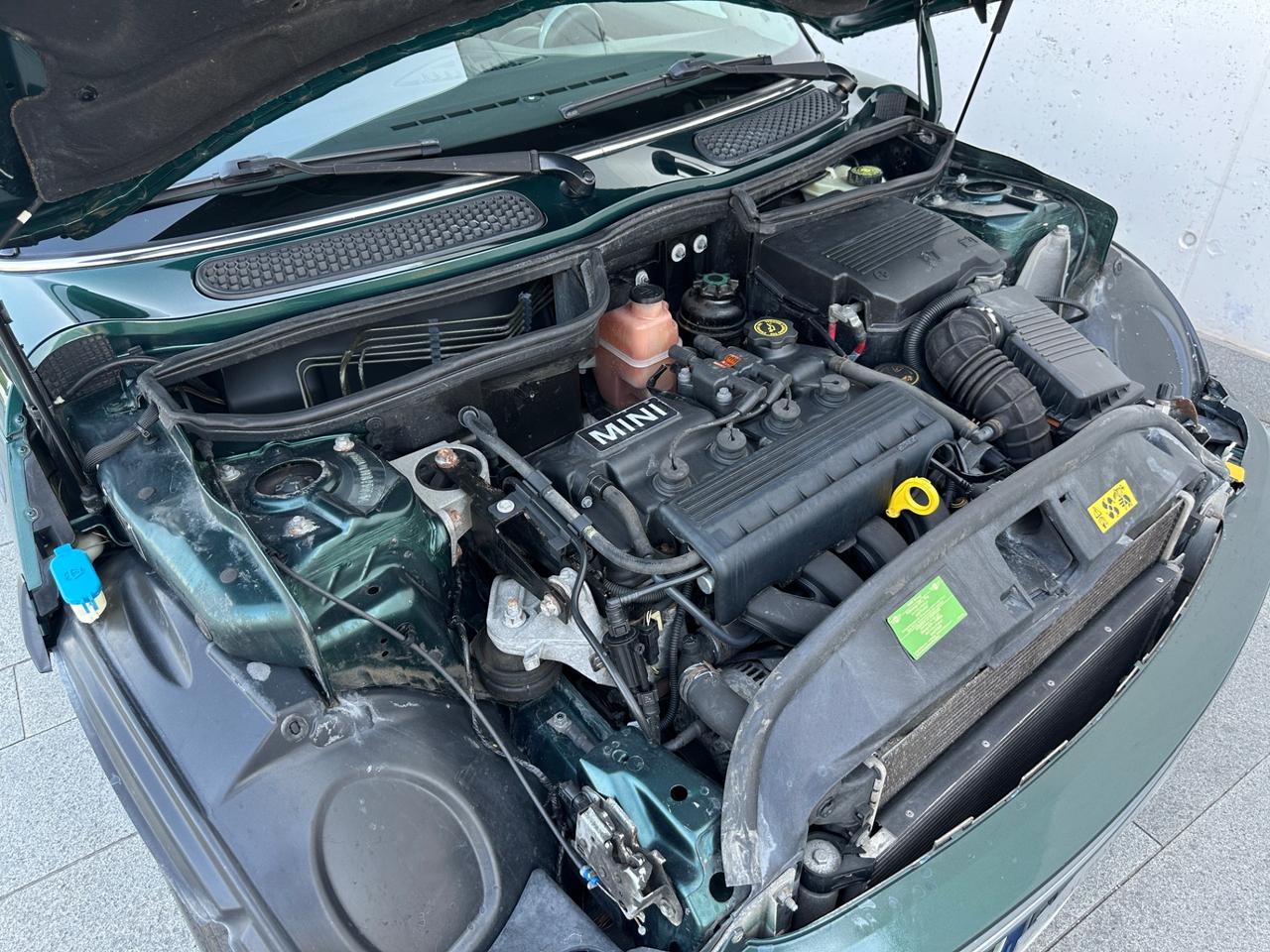 Mini 1.6 16V Cooper Neopatentati