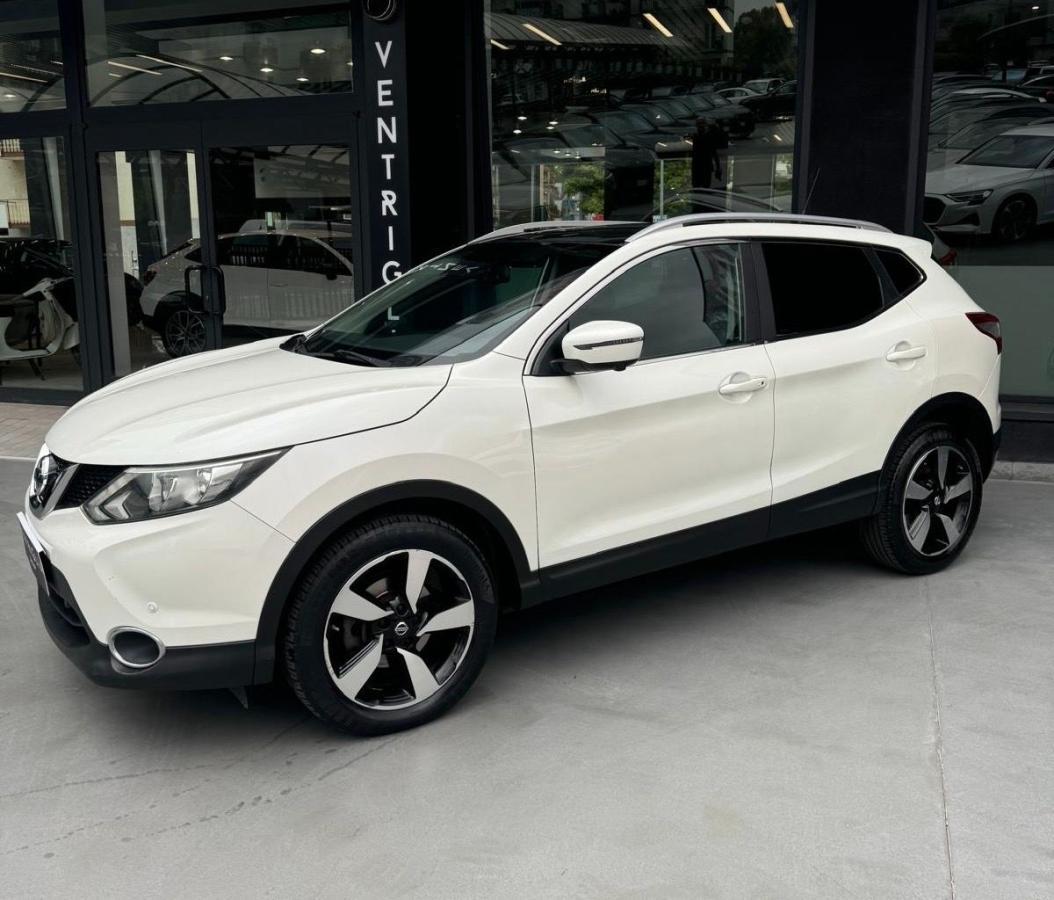 NISSAN - Qashqai - 1.5 dCi Tekna