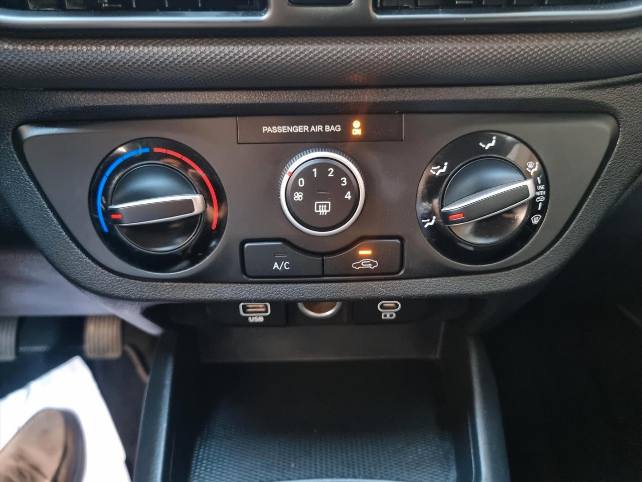 Hyundai i10 1.0 MPI Connectline 5 PORTE ITALIANA
