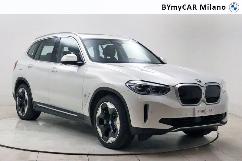 BMW iX3 BEV Impressive