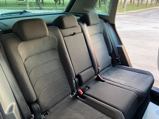 VOLKSWAGEN Tiguan 2.0 TDI 150 CV SCR DSG Elegance 4Motion