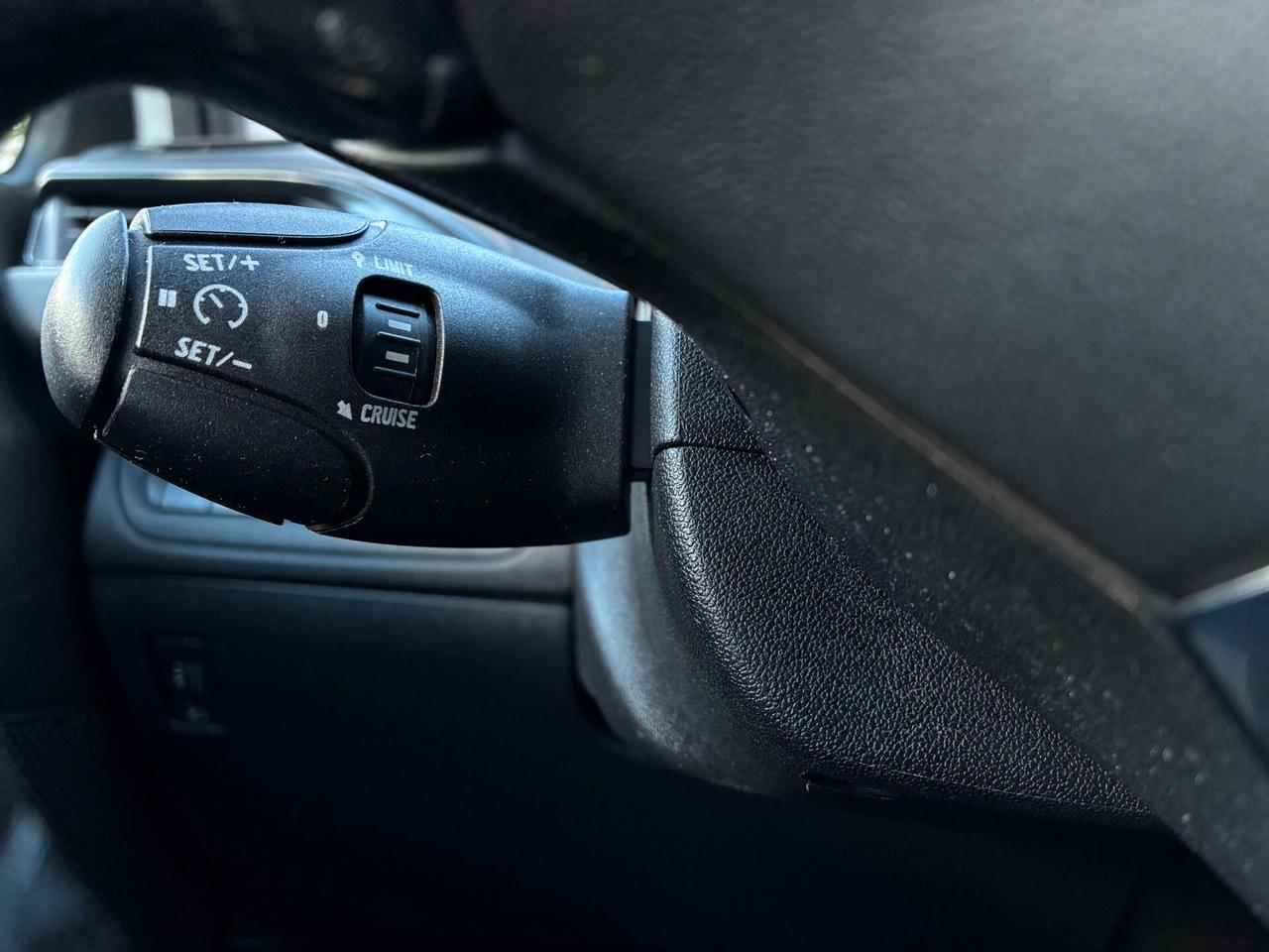 Peugeot 208 BlueHDi 100 5 porte Active