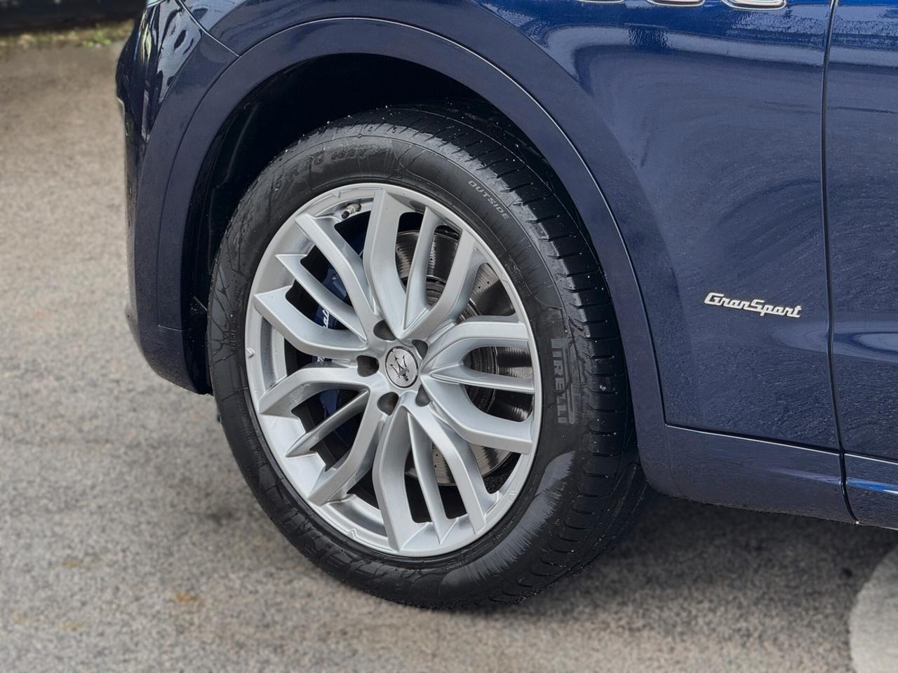 Maserati Levante 3.0 DS V6 Gransport 250CV Q4 TETTO 360