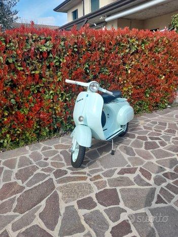 Piaggio Vespa 50 sportellino piccolo - 1965