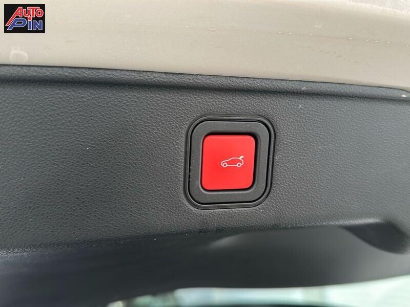 FIAT 600 600 1.2 hybrid La Prima 110cv auto