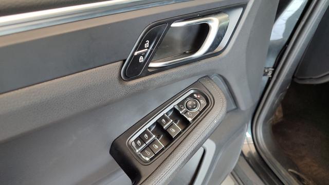 PORSCHE Macan 20"-PASM-CARPLAY-NAVI-SED.EL RISC-CAMERA