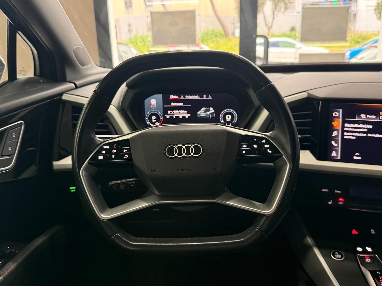 Audi Q4 35 e-tron Business Advanced