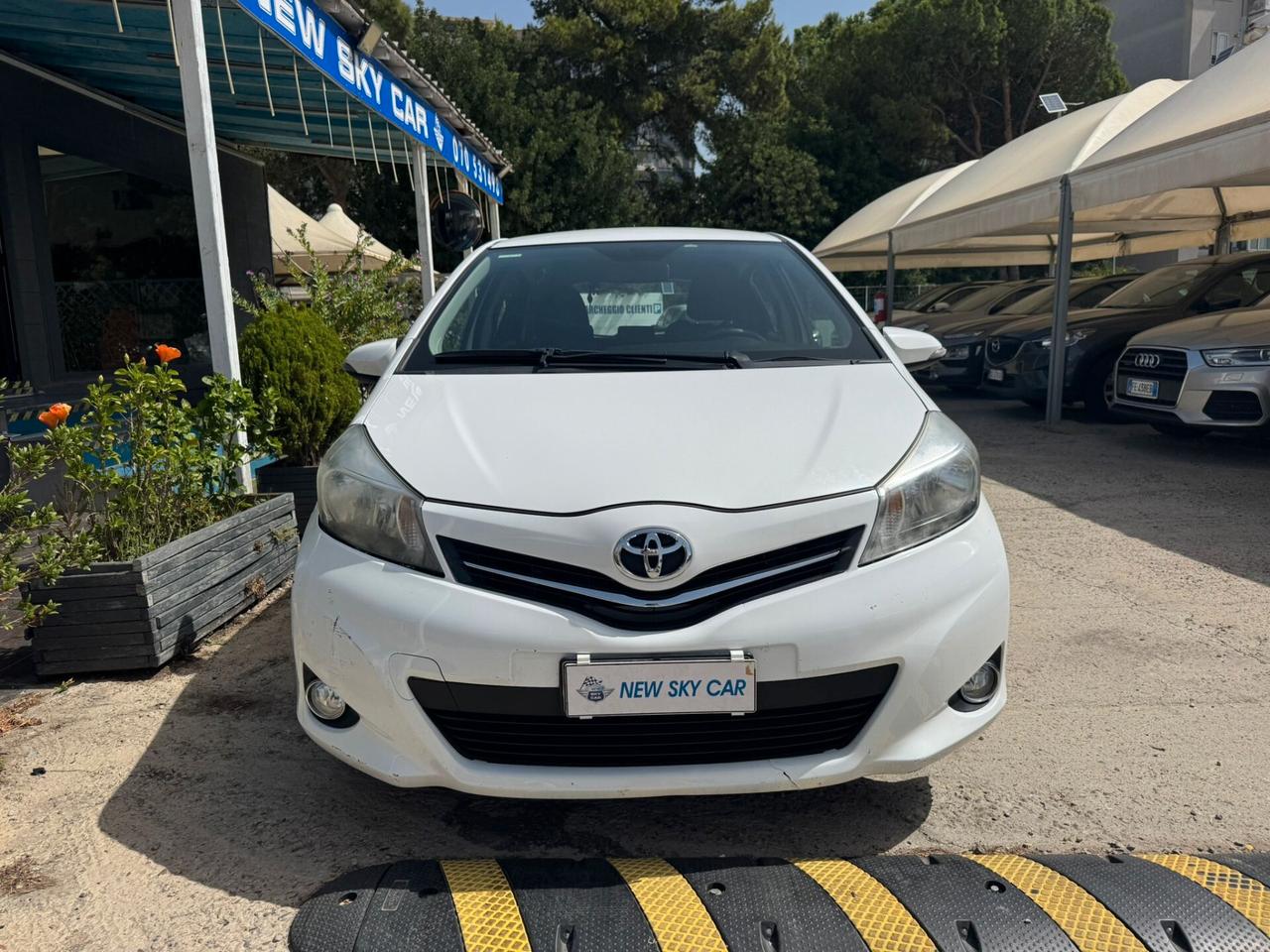 Toyota Yaris 1.0 5 porte Lounge