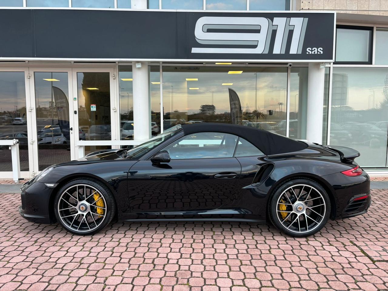 Porsche 911 3.8 Turbo S Cabriolet