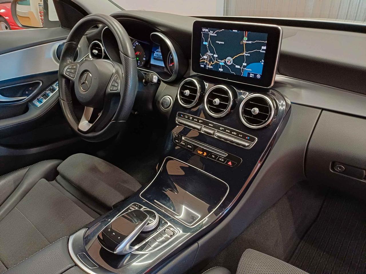 Mercedes-benz C 220 d Auto Premium