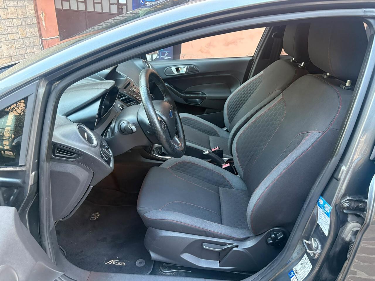 Ford Fiesta 1.5 TDCi 95CV 5 porte ST-Line