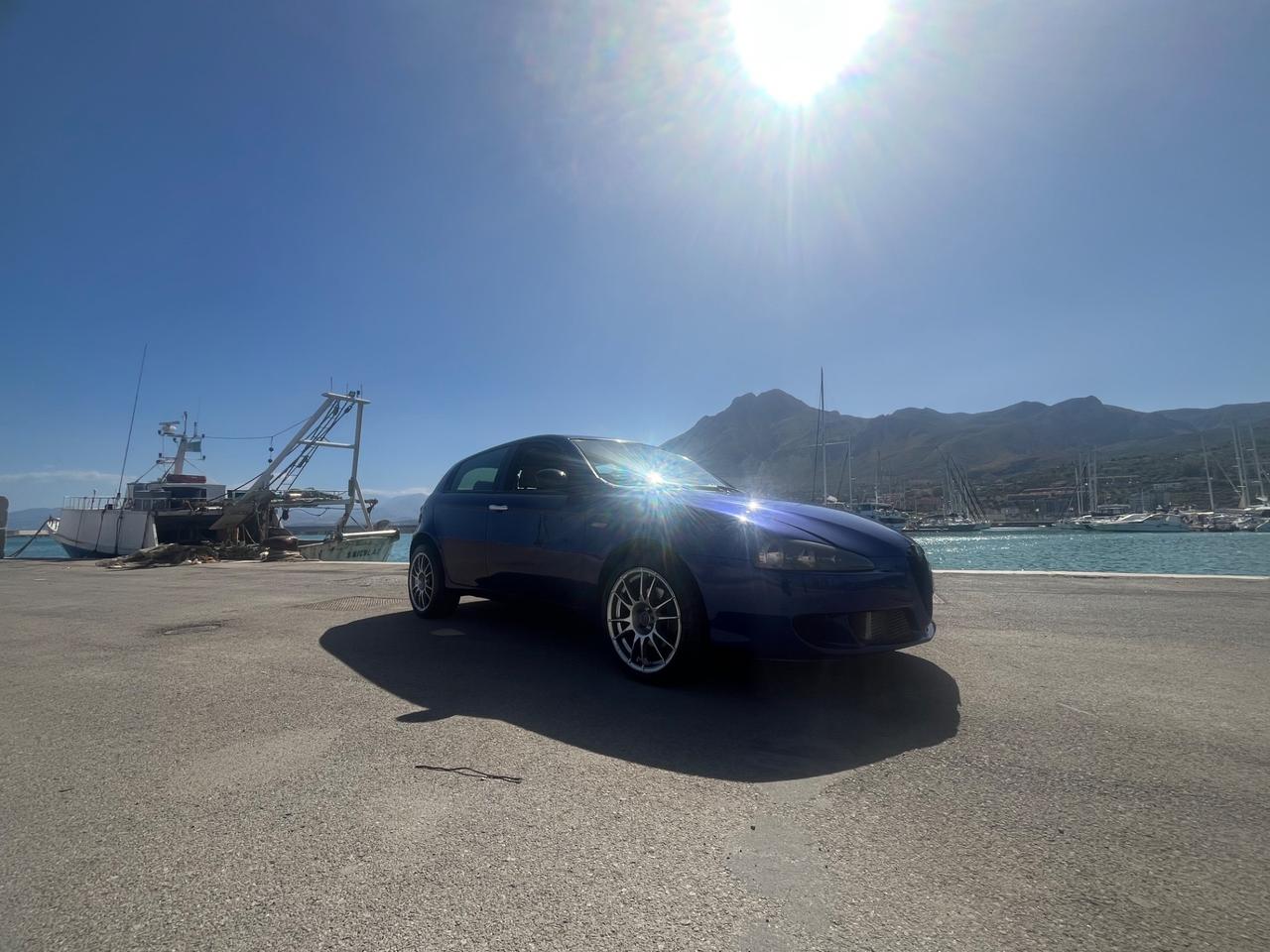 Alfa Romeo 147 1.9 JTD M-JET 16V 5 porte Dist.