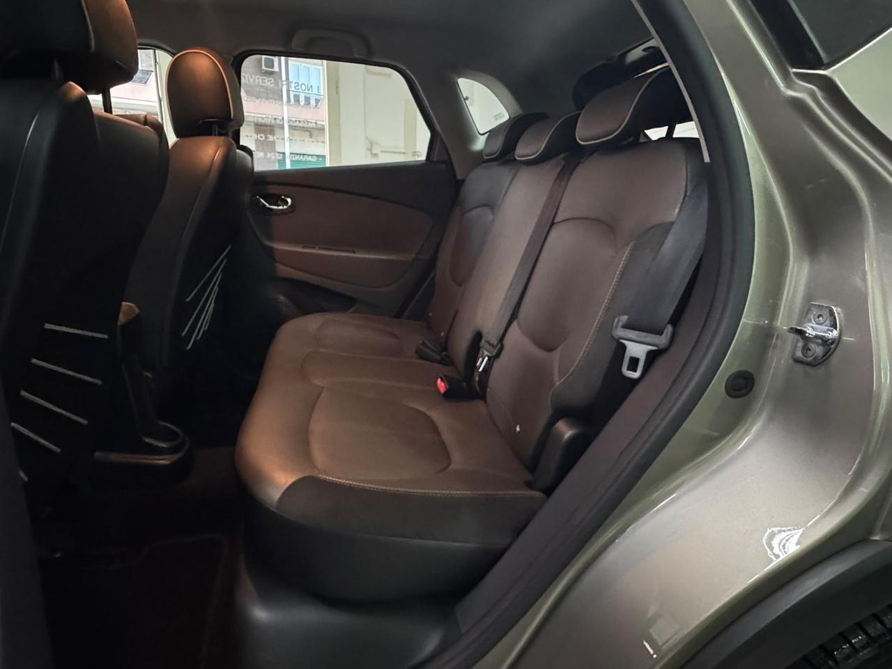 Renault Captur /1.5 dCi 110 CV / DIESEL/2016