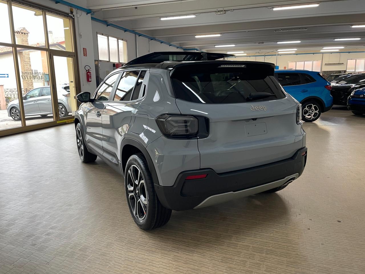 Jeep Avenger 1.2 Turbo 100 CV Summit Km0 Tetto aprib.+Bicolore