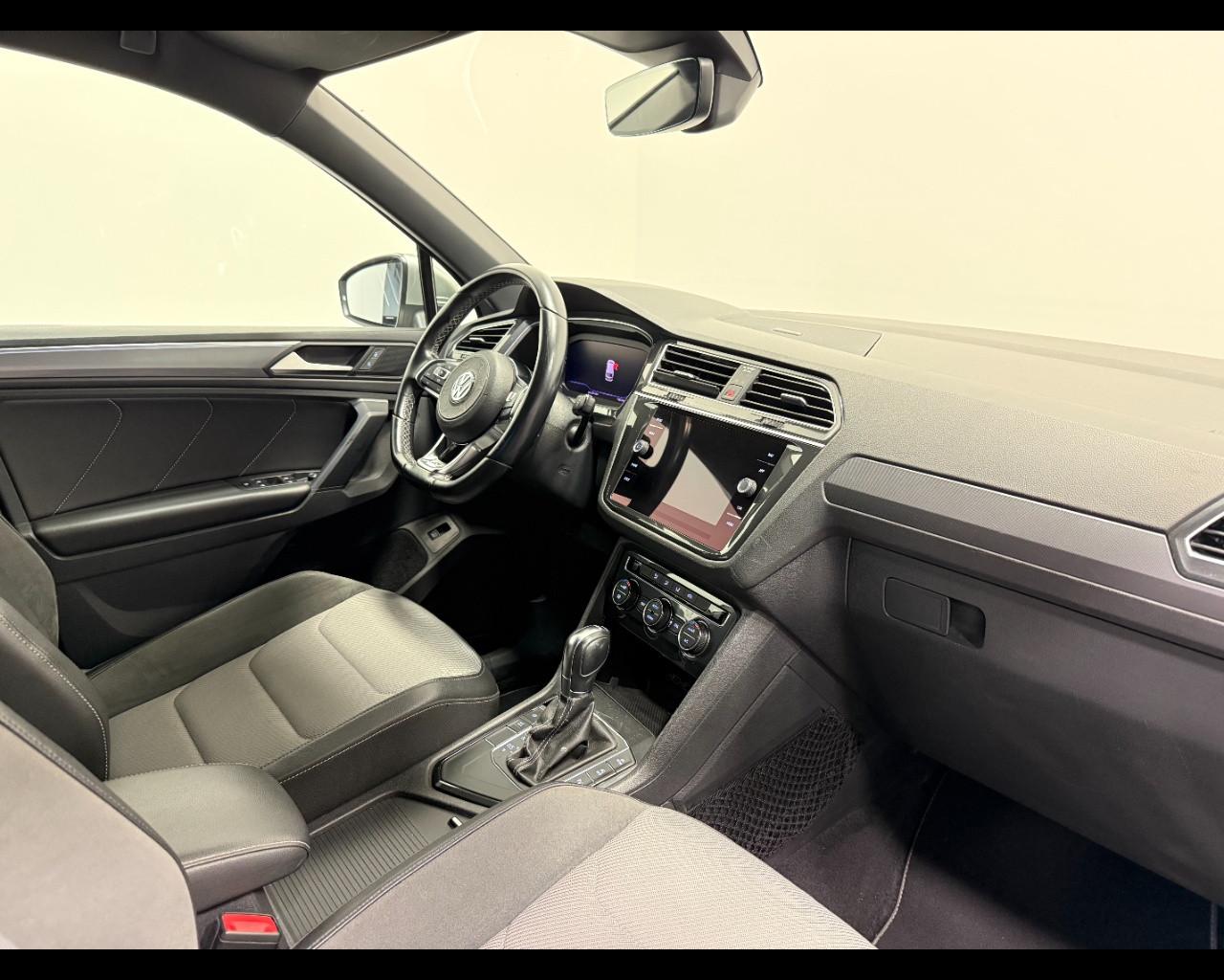 VOLKSWAGEN TIGUAN 2.0 TDI DSG ADVANCED R-LINE EXTERIOR PACK