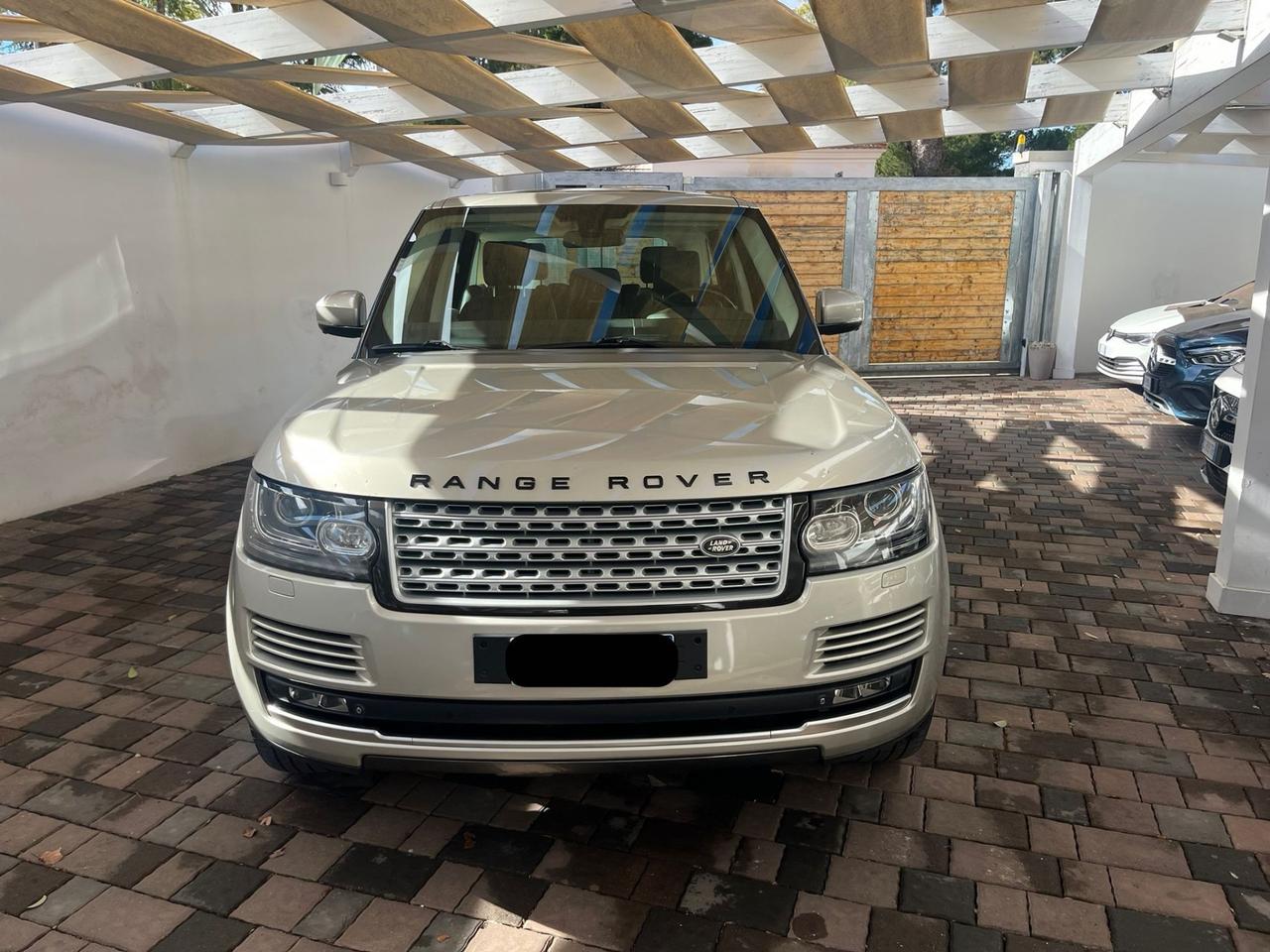 Land Rover Range 4.4 SDV8 Vogue
