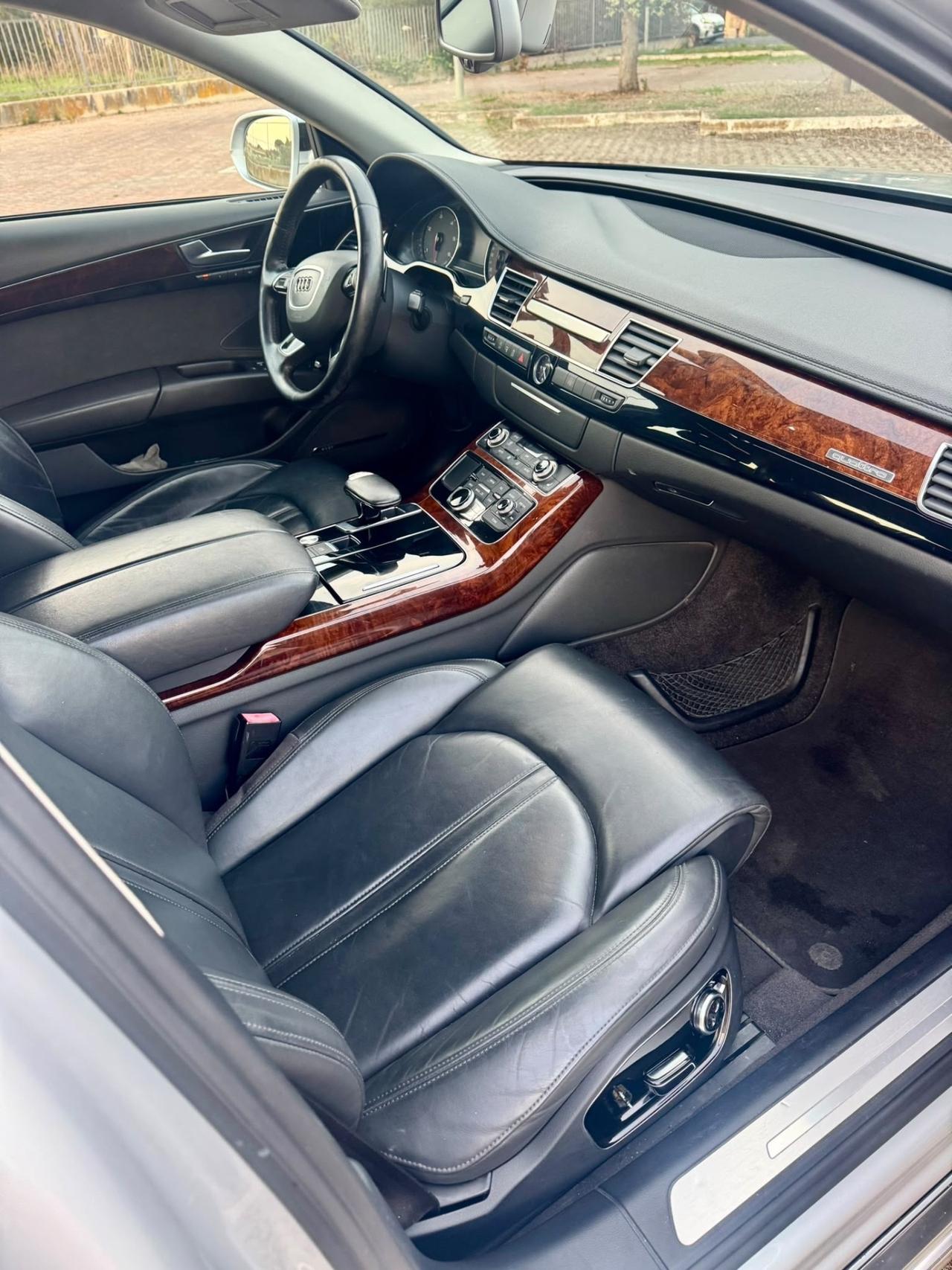 Audi A8 3.0 TDI 250 CV quattro tiptronic
