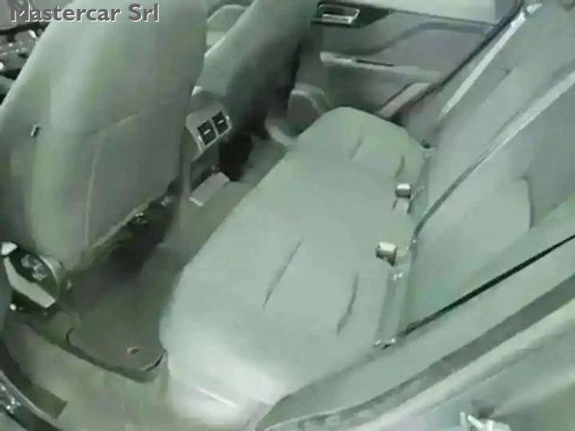 JAGUAR F-Pace F-Pace 2.0d i4 Pure awd 180cv - FL778XY