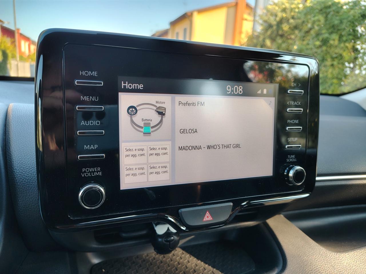 Toyota Yaris 1.5 Hybrid 5 porte Business