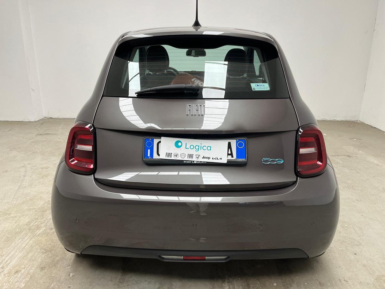 FIAT 500e - 500e 42 kWh Icon +