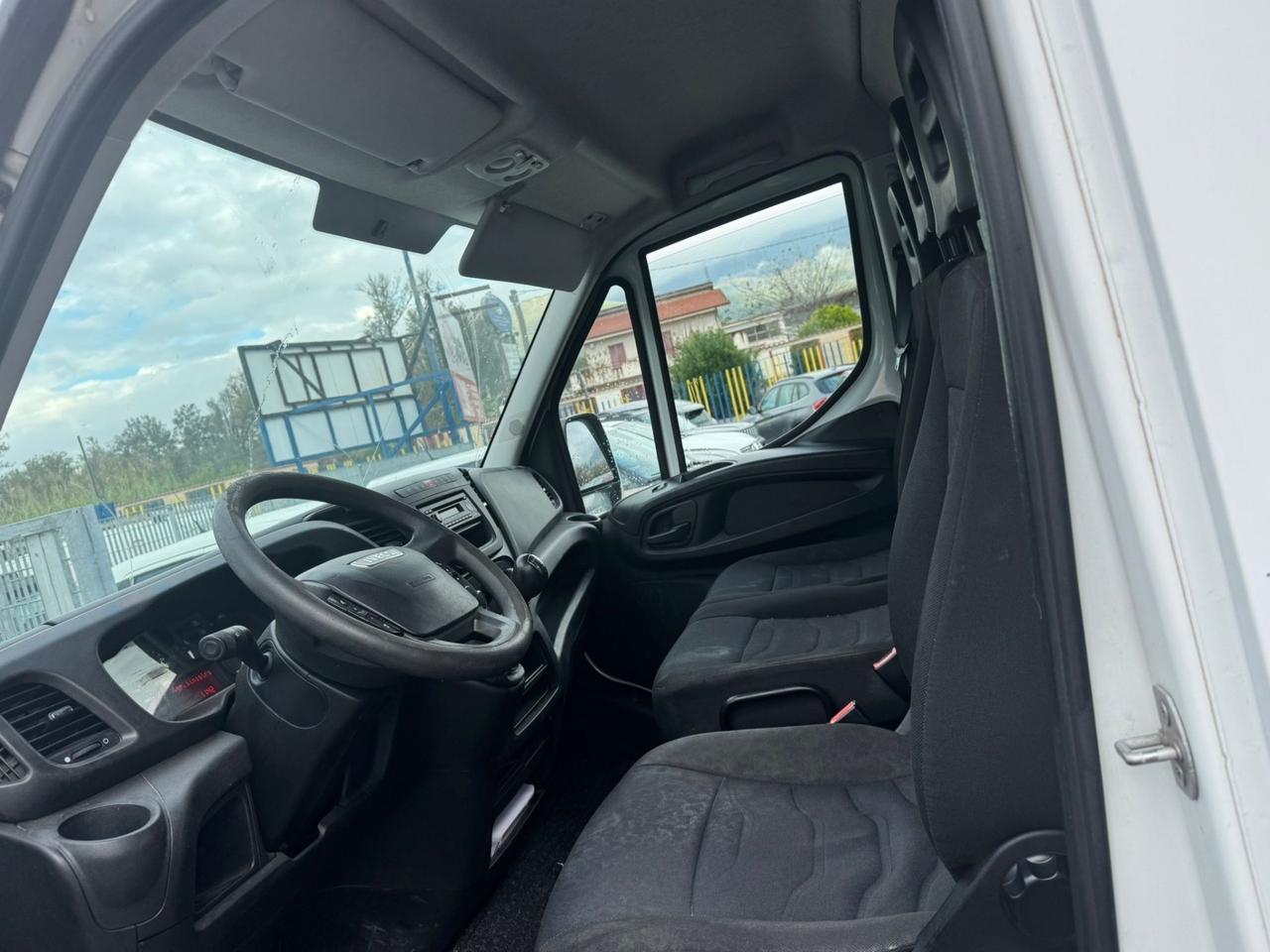 Iveco Daily 35S15 2.3 multijet patente b garantito