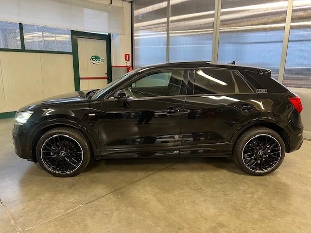 Audi Q2 35 tdi 150cv s-tronic, S-line, Tetto, 19", Led