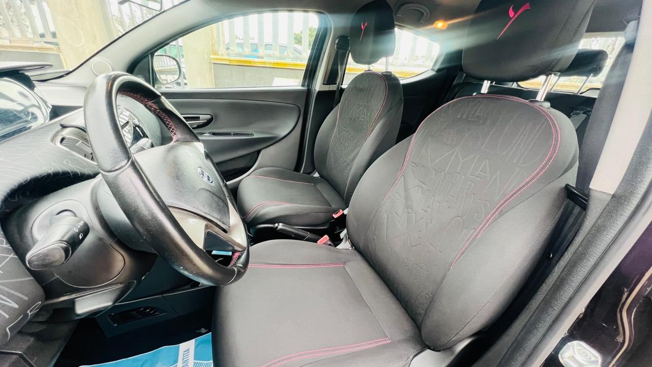 Lancia Ypsilon 1.2 69 CV 5 porte GPL Ecochic Elefantino