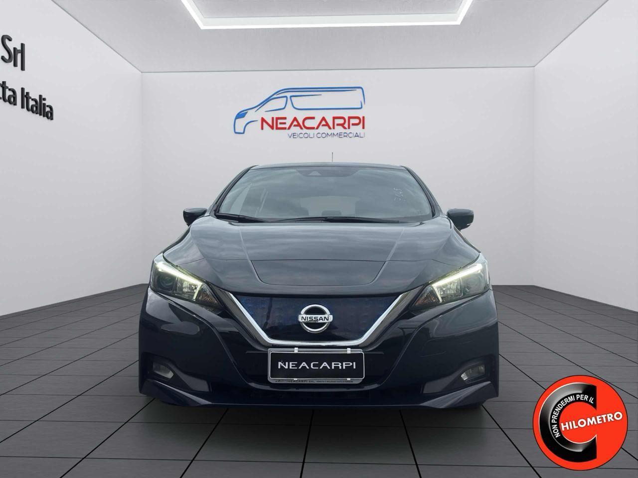 Nissan Leaf ACENTA 40 KWH-NAVI-SENSORI-RETROCAMERA-POKI KM-