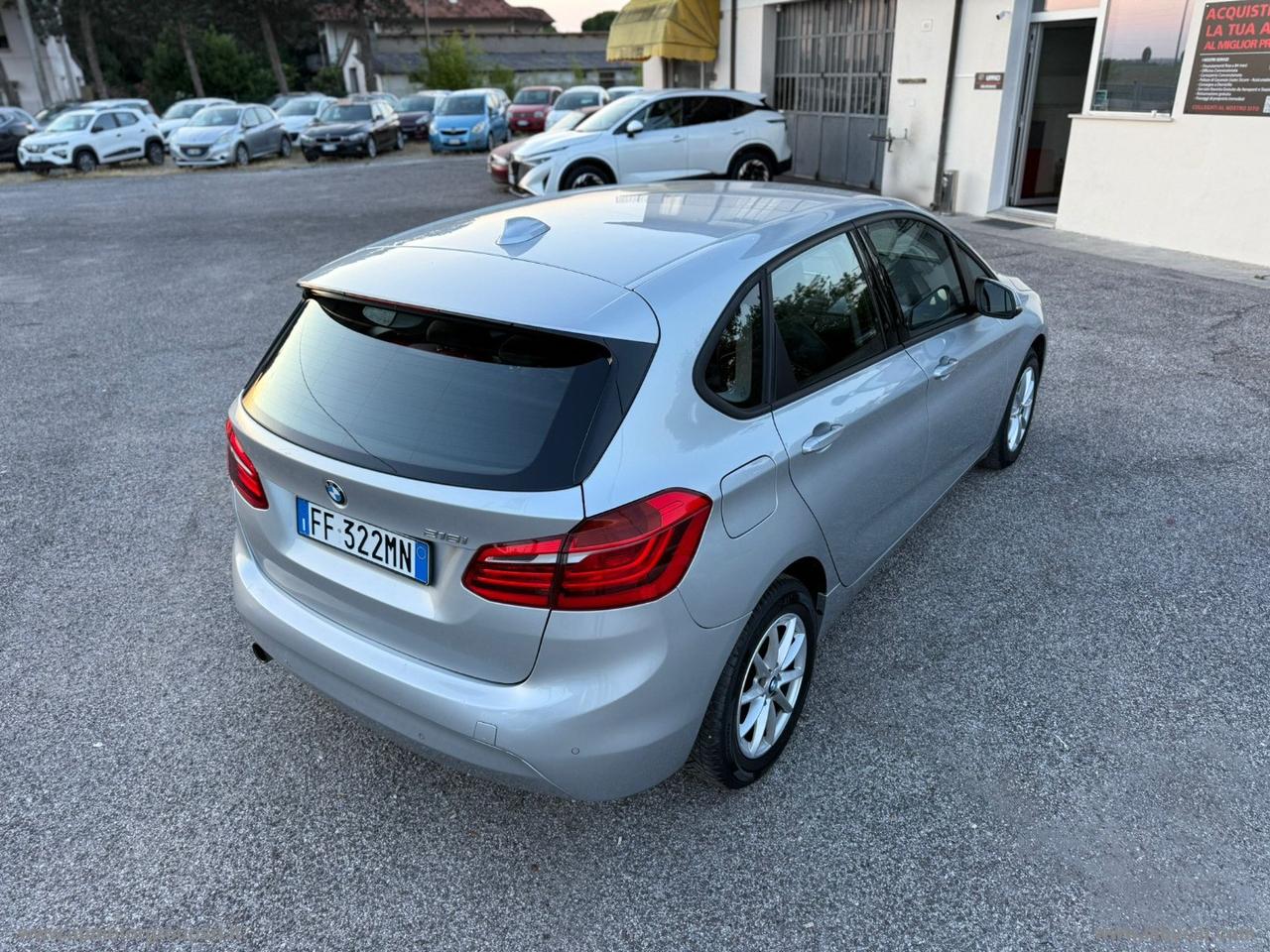 BMW 216i Active Tourer Luxury NEOPATENTATI