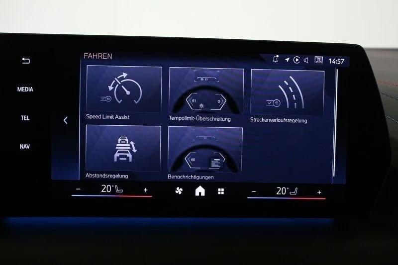 BMW Serie 1 120d MSport Design HARMAN KARDON CAMERA 360 LED NAVI