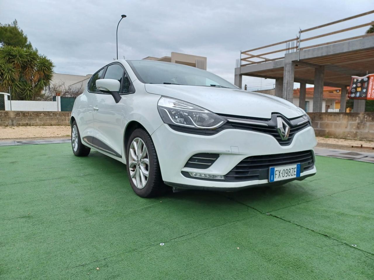 Renault Clio dCi 8V 75 CV 5 porte Business NEOPATENTATI