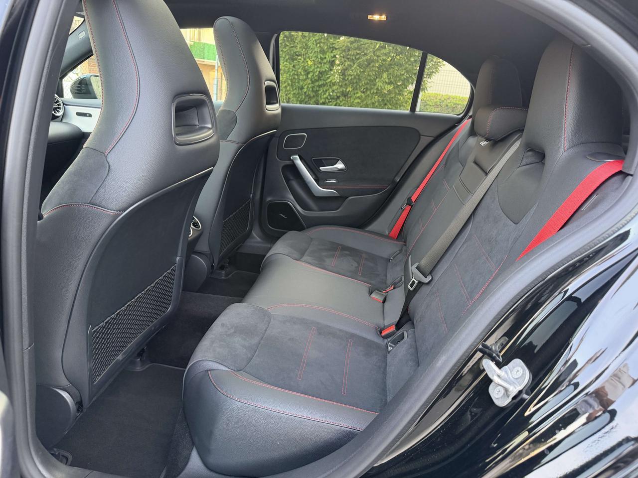 Mercedes-Benz A 35 AMG A AMG 35 4matic auto