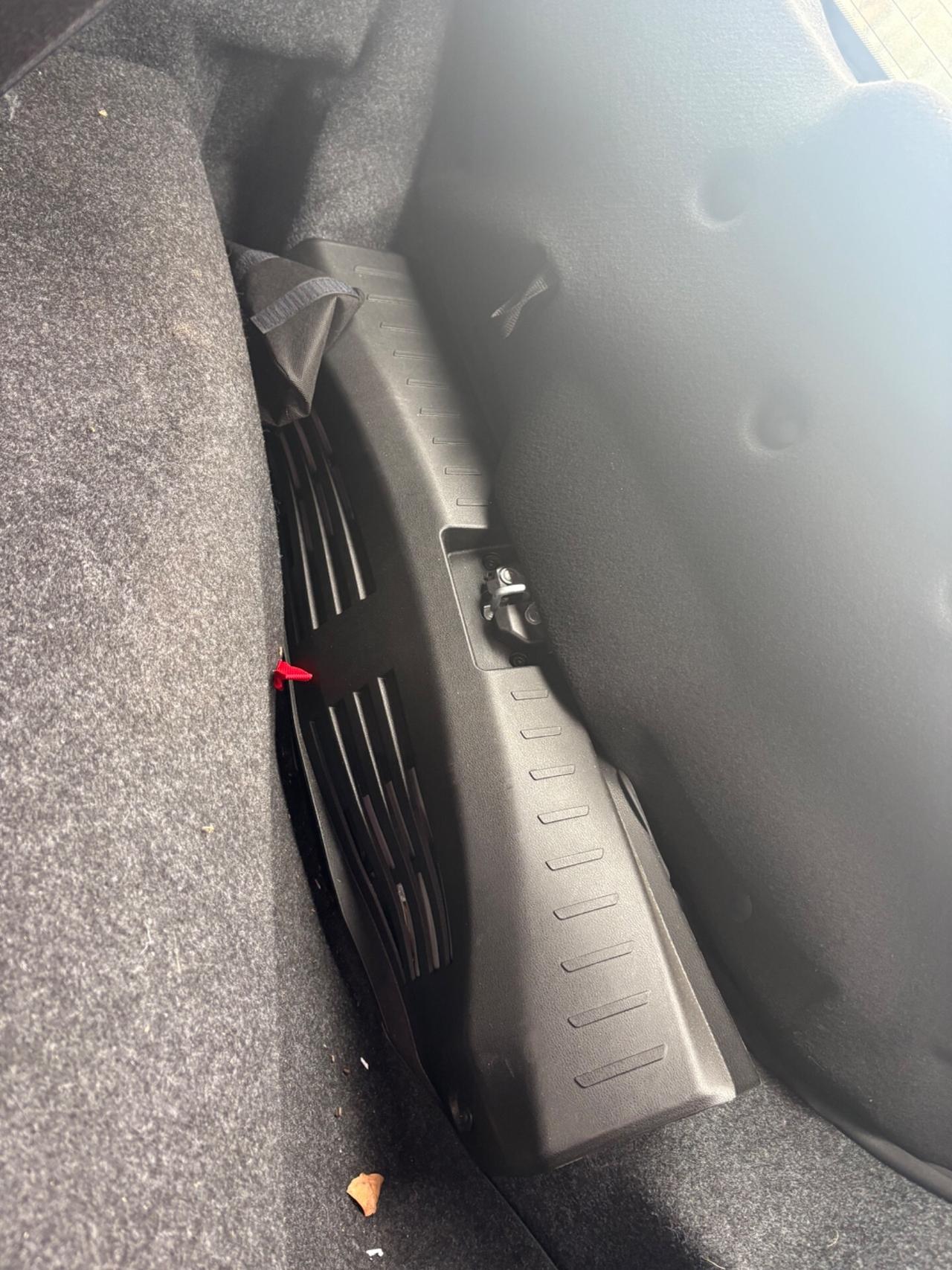 Lancia Ypsilon Firefly Hybrid 70CV Gold