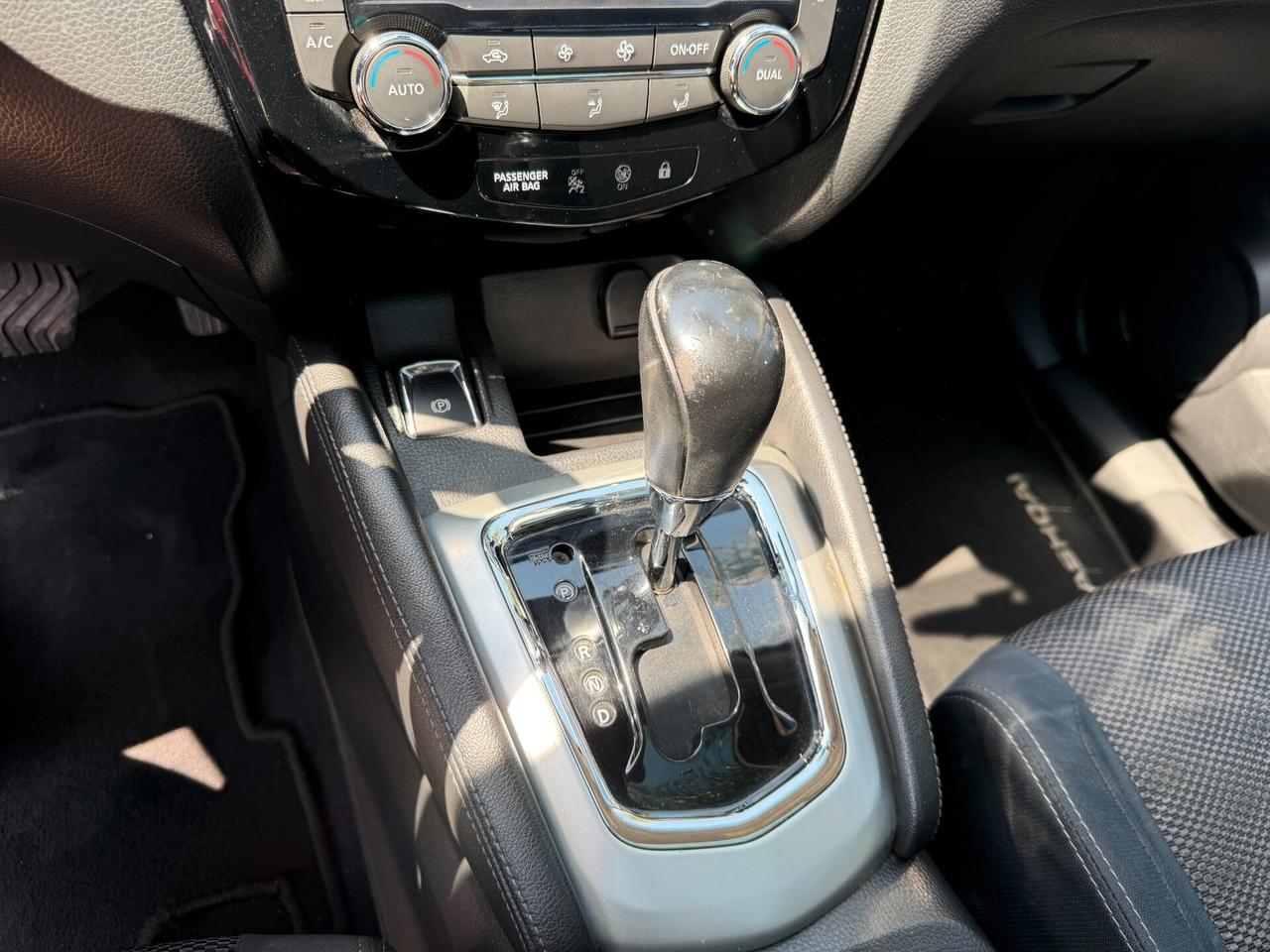 NISSAN QASHQAI 2015 1.2 BENZINA/GPL 116 CV *360°