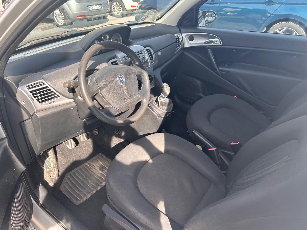 Lancia Ypsilon 1200 benzina