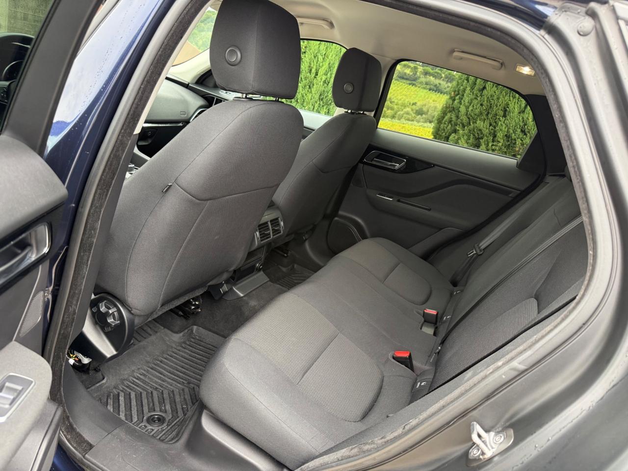 Jaguar F-Pace 2.0 D 180 CV AWD aut. Prestige