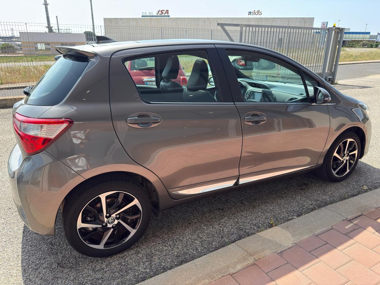 Toyota Yaris 1.5 Hybrid 5p Style my19"