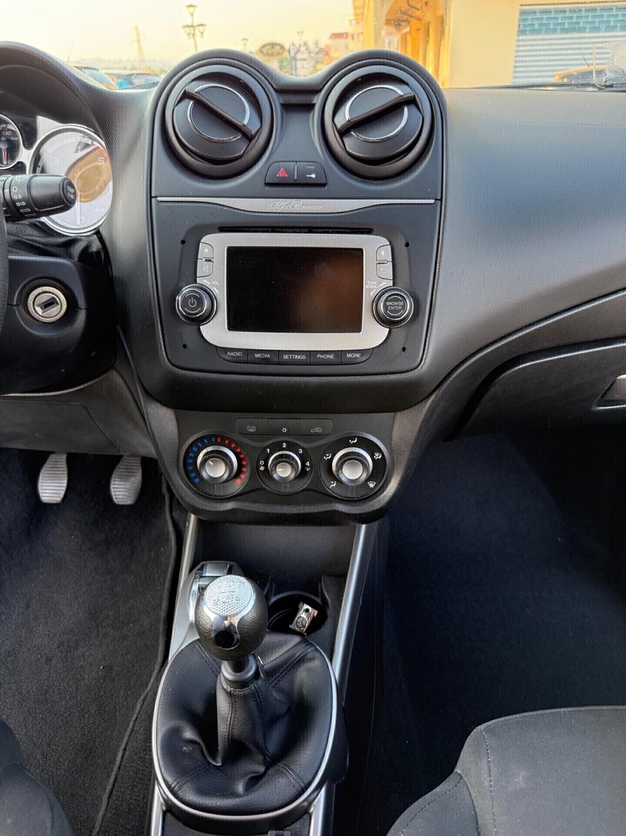 Alfa Romeo MiTo 1.3 JTDm 85 Cv neopatentati