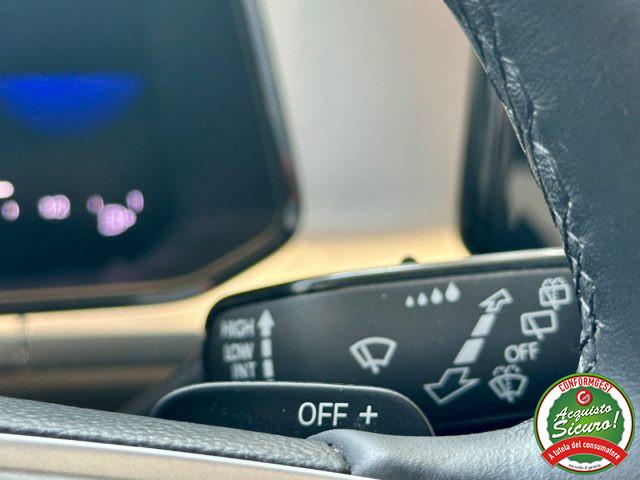 VOLKSWAGEN T-Roc 2.0 TDI SCR 150CV DSG Life