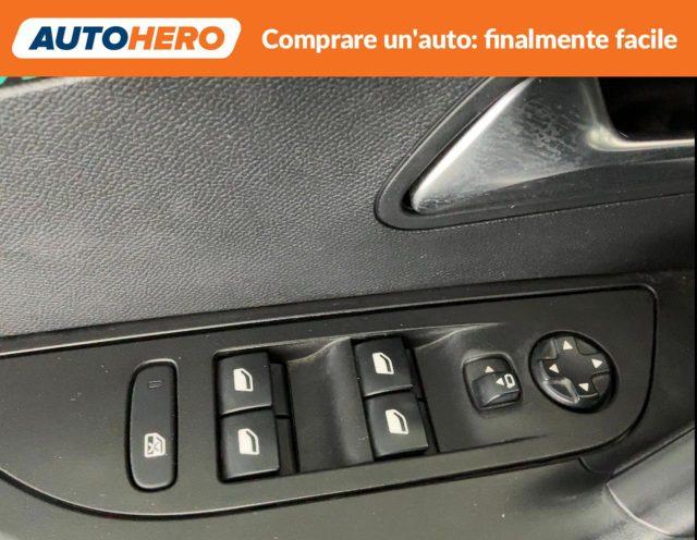 PEUGEOT 2008 PureTech 100 S&S Allure Pack