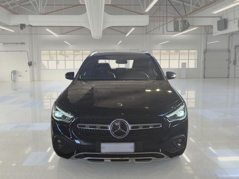 MERCEDES-BENZ GLA 200 D AUTOMATIC SPORT PLUS CROSSOVER