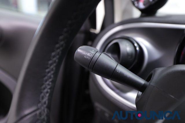 SMART ForTwo 90 0.9 TURBO TWINAMIC CABRIO PASSION FARI LED